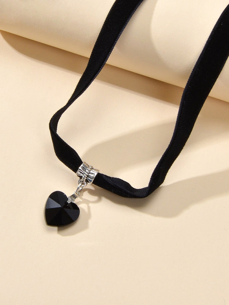 Gothic Style Black Velvet Choker Heart Charm Necklace Punk Halloween Accessories-3