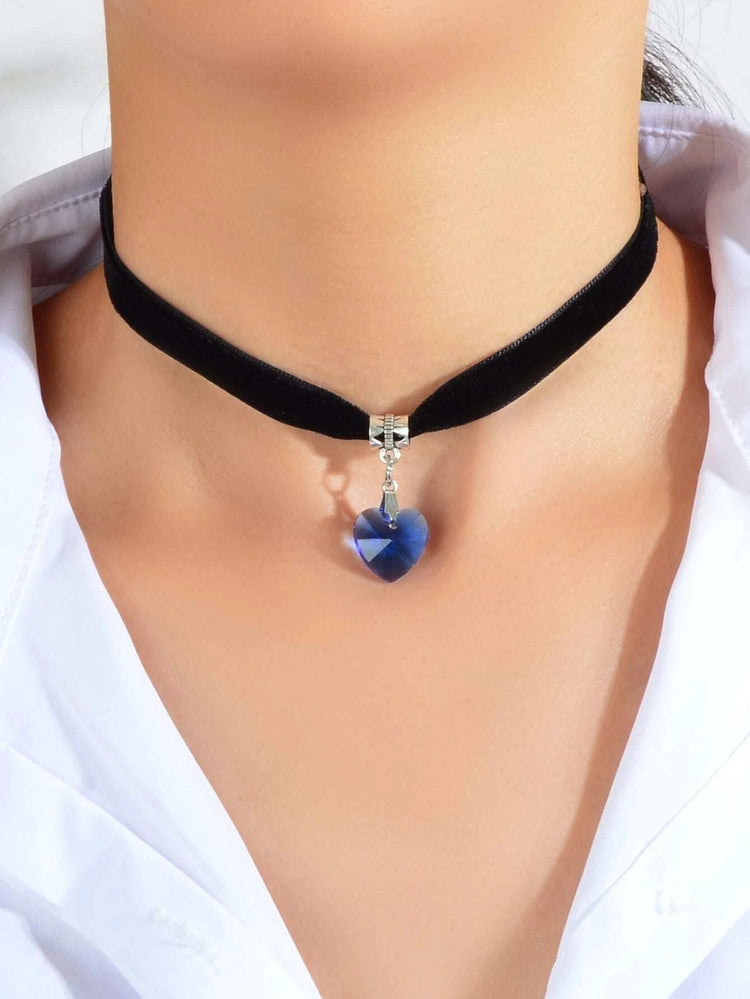 Gothic Style Black Velvet Choker Heart Charm Necklace Punk Halloween Accessories-5